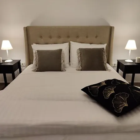 Vagiana κοντά στο αεροδρόμιο *