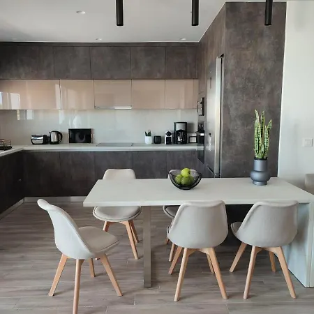 Vagiana κοντά στο αεροδρόμιο Apartment *